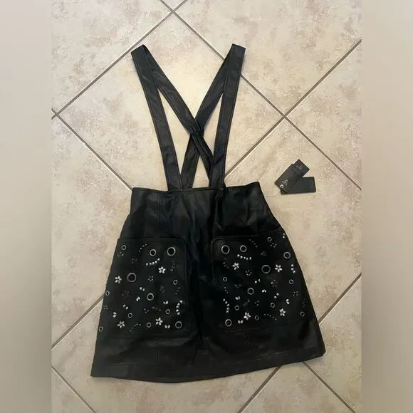 NWT | Guess Rona Faux-Leather Suspender Skirt | Size: 4 - Picture 6 of 7